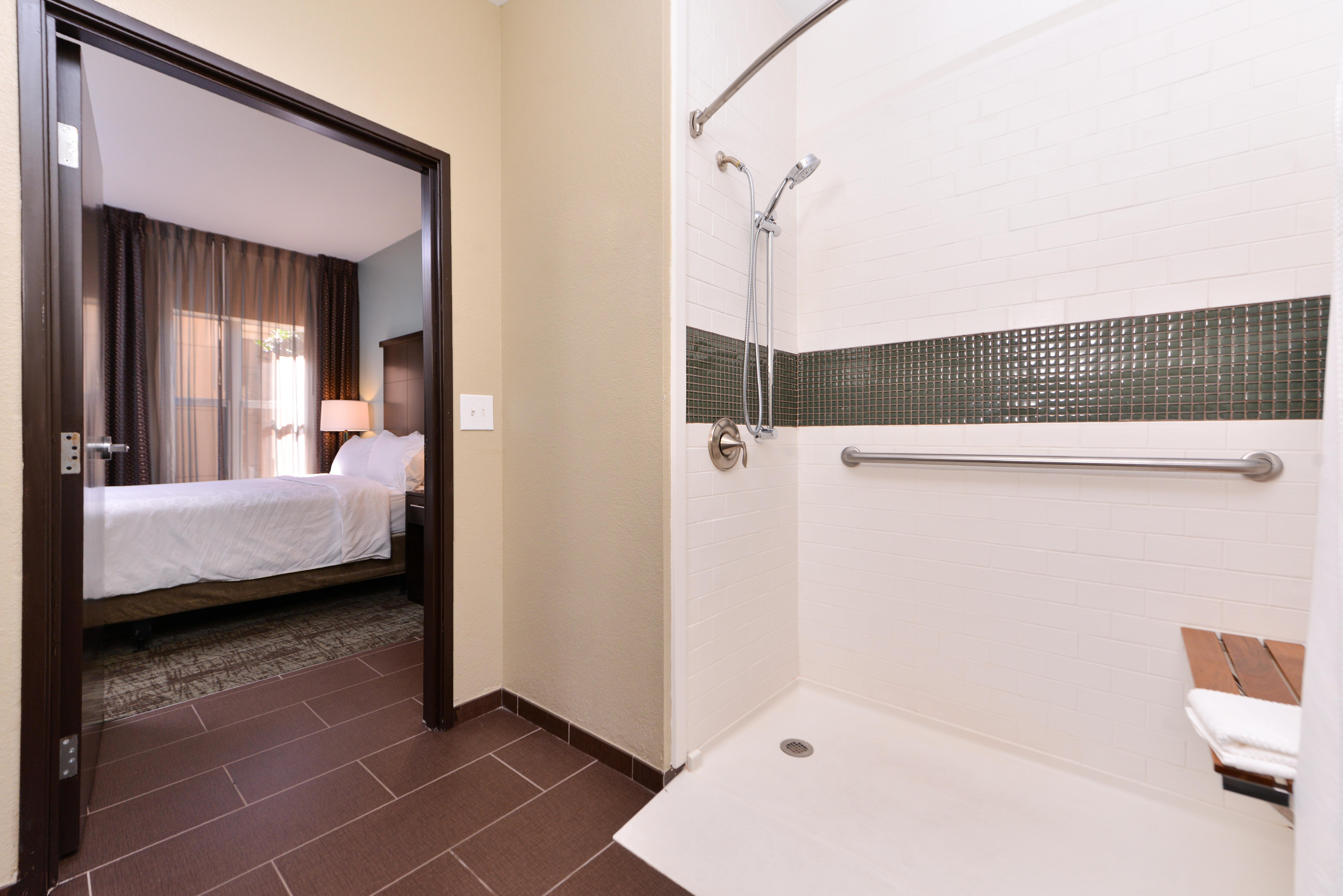 Staybridge By Ihg Hotel